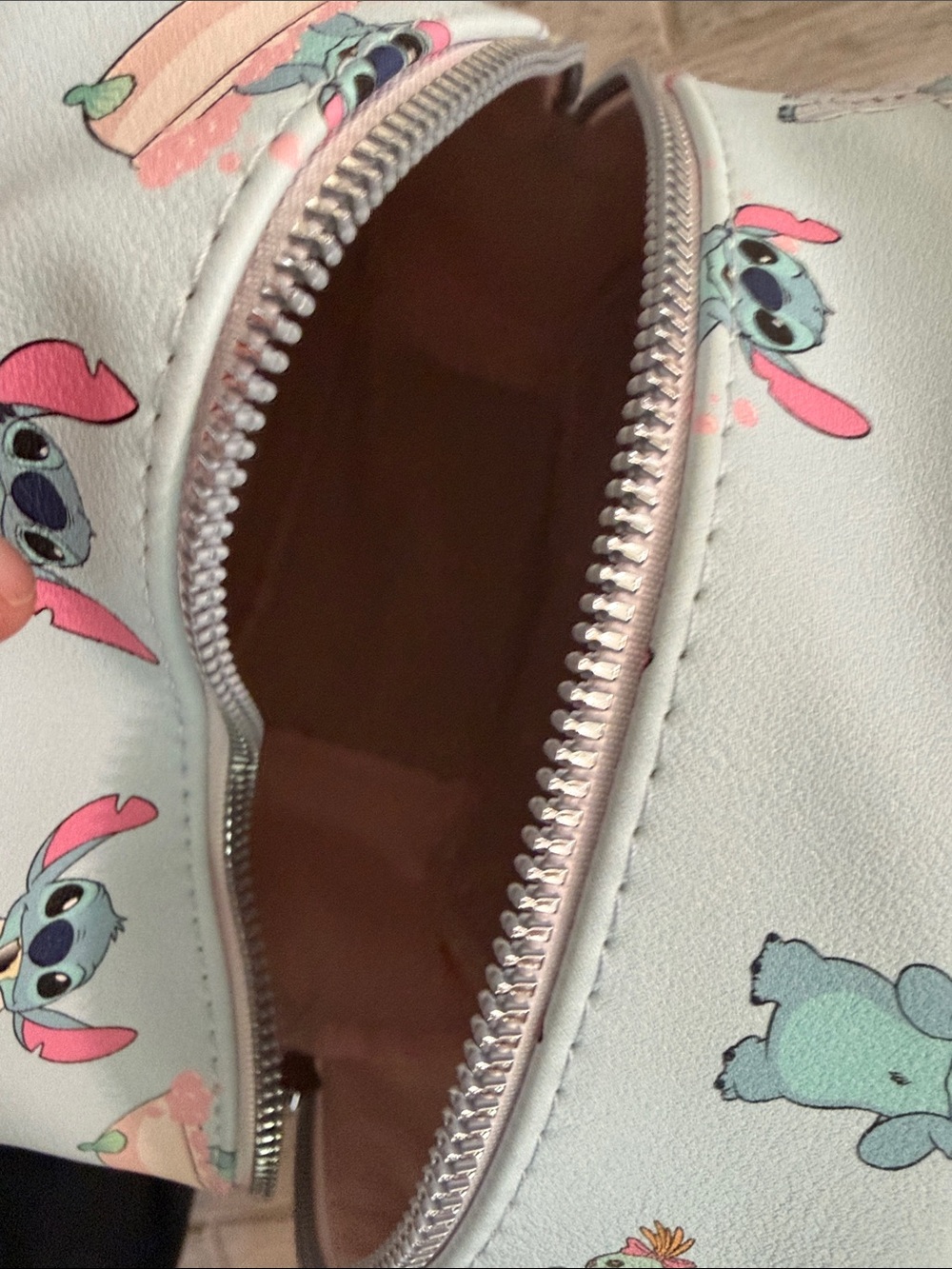 Disney Stitch Kids Small Backpack in Light Blue and Pink with Stitch Print NWT - Picture 6 of 6